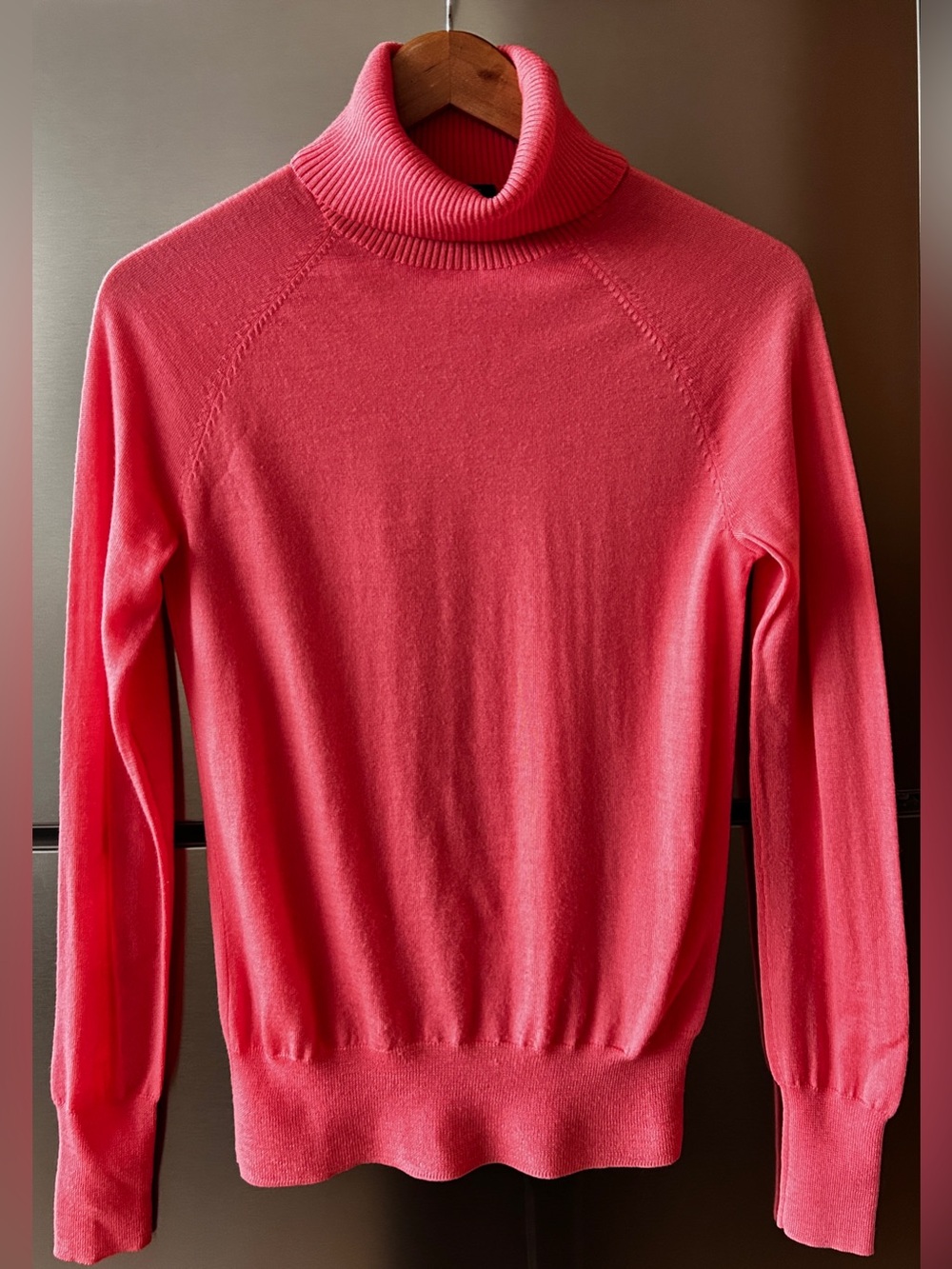J.Crew Small 100% Merino Wool Turtleneck Sweater Coral Pink